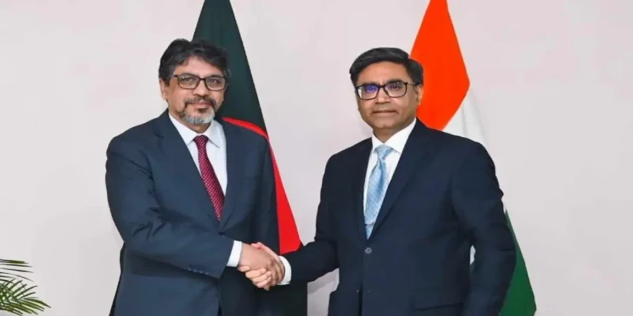 Bangladesh's Foreign Secretary Md. Jasim Uddin and India's Foreign Secretary Vikram Misri. Photo: Collected