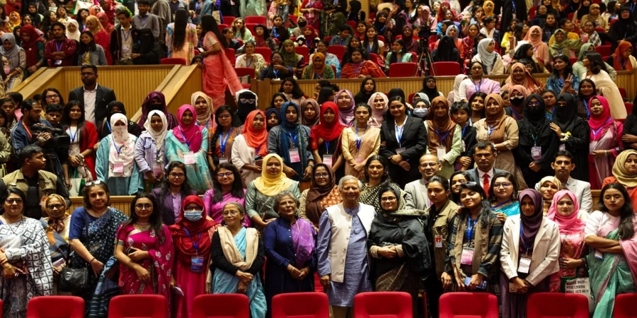 Chief Advisor Dr. Muhammad Yunus with women participants of the movement.