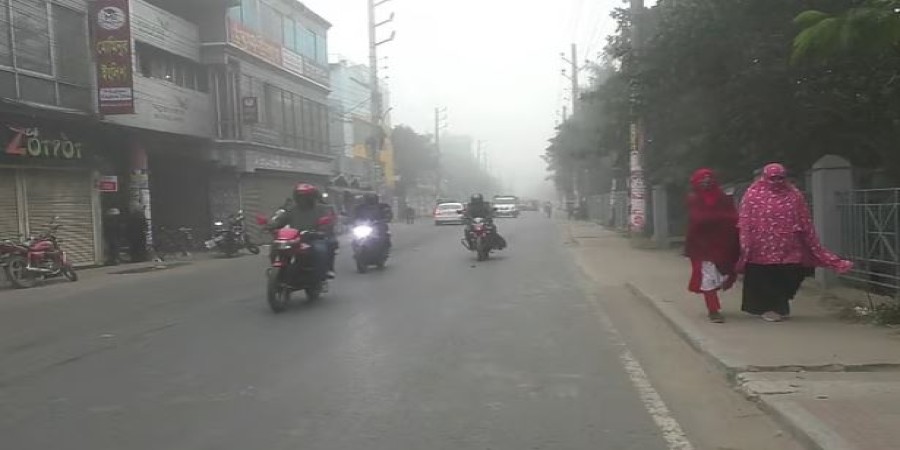 সকাল পৌনে ৭টায় যশোরের তাপমাত্রা রেকর্ড করা হয় ৮ দশমিক ৮ ডিগ্রি সেলসিয়াস। আজ শনিবার